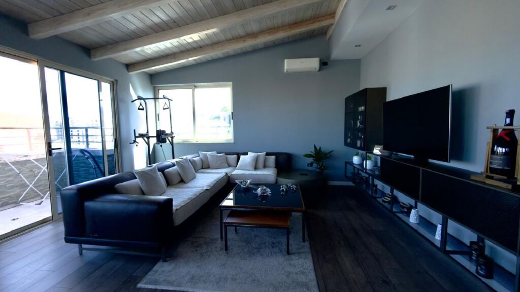 APARTAMENT 1+1 NË SHITJE – PRANË PASTICERI ELEZAJ, VLORË