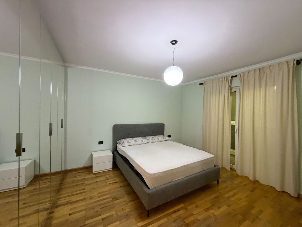 MYSLYM SHYRI, APARTAMENT 2+1 PER QIRA