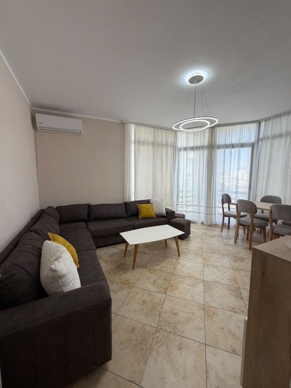 2+1 apartment for rent Tregu Elektrik !