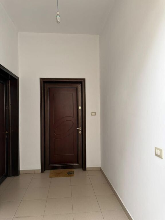 Affitto | Apartament 1 + 1 | Qyteti Studenti | 380 €/mese
