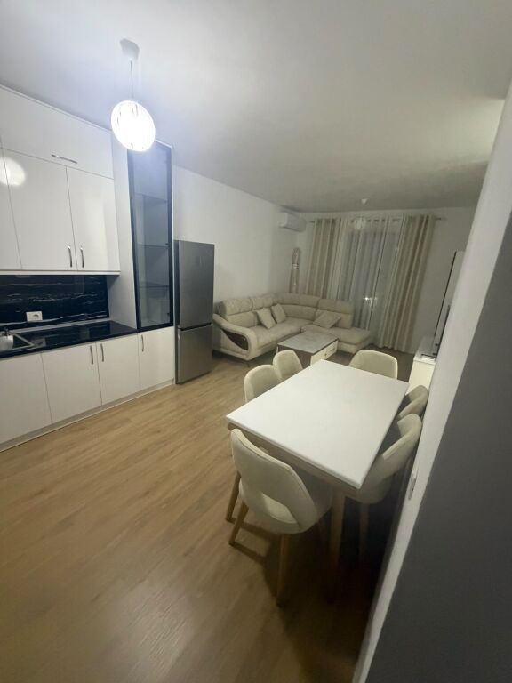🏡 JEPET ME QIRA APARTAMENT 2+1 TEK 5 MAJI!