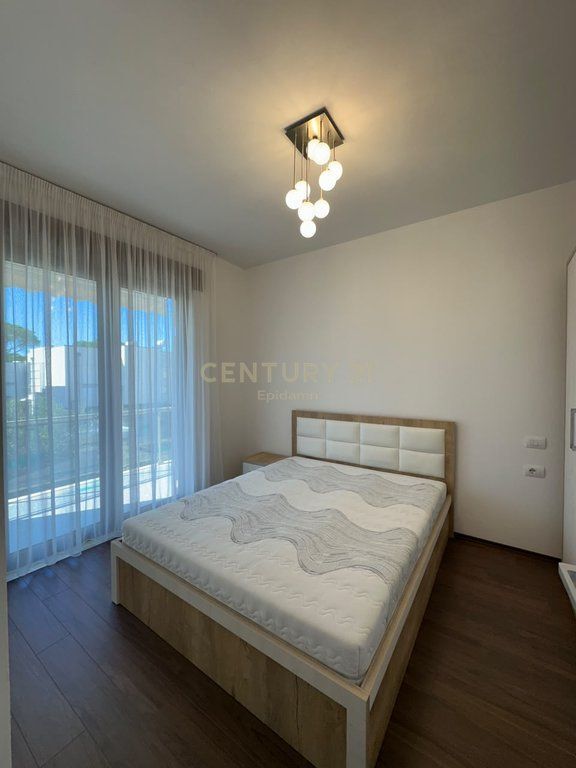 VILË PËR SHITJE – PERLA RESORT, GJIRI I LALZIT – 495.000 €