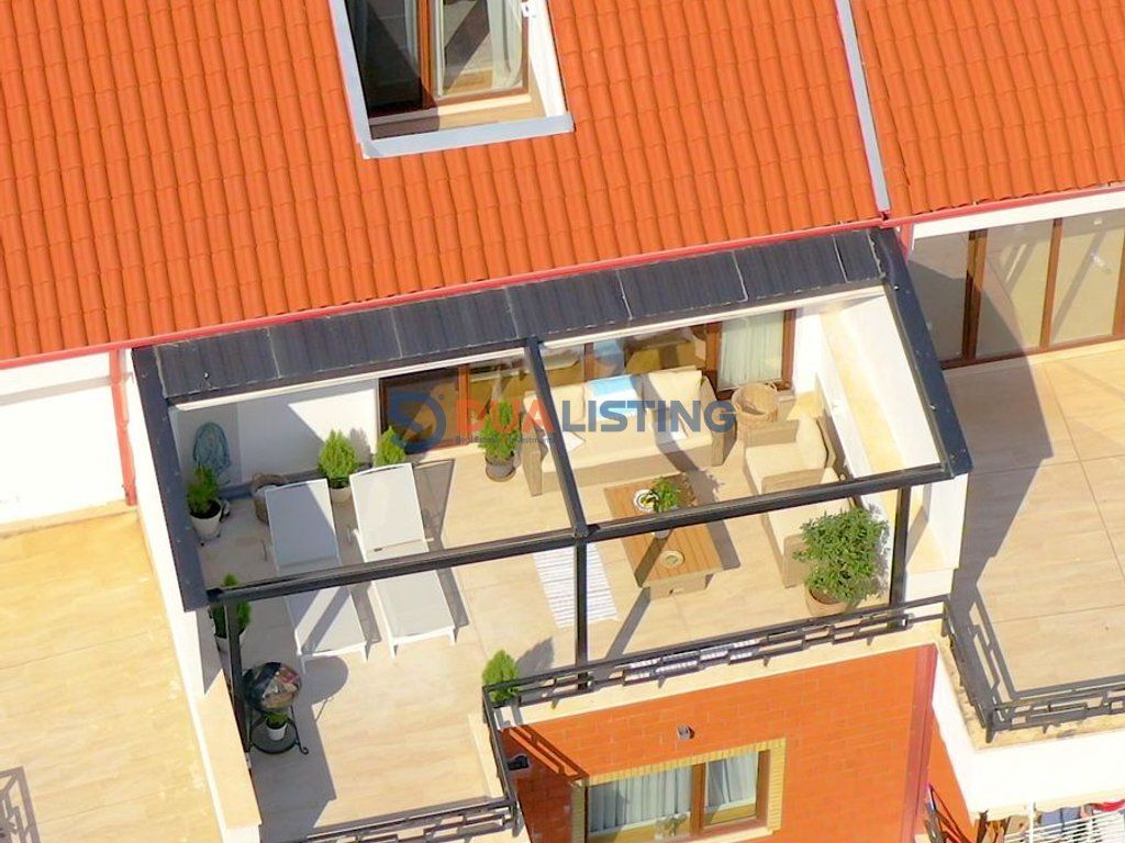 Duplex for sale at the Botanical Garden