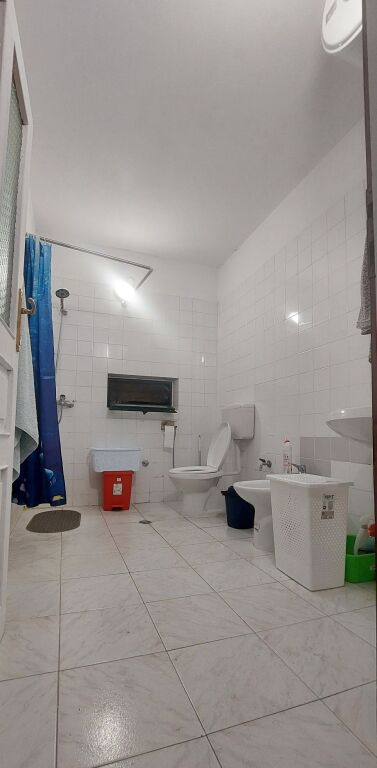 Affitto | Ambjent Biznesi | 21 Dhjetori | 700 €/mese