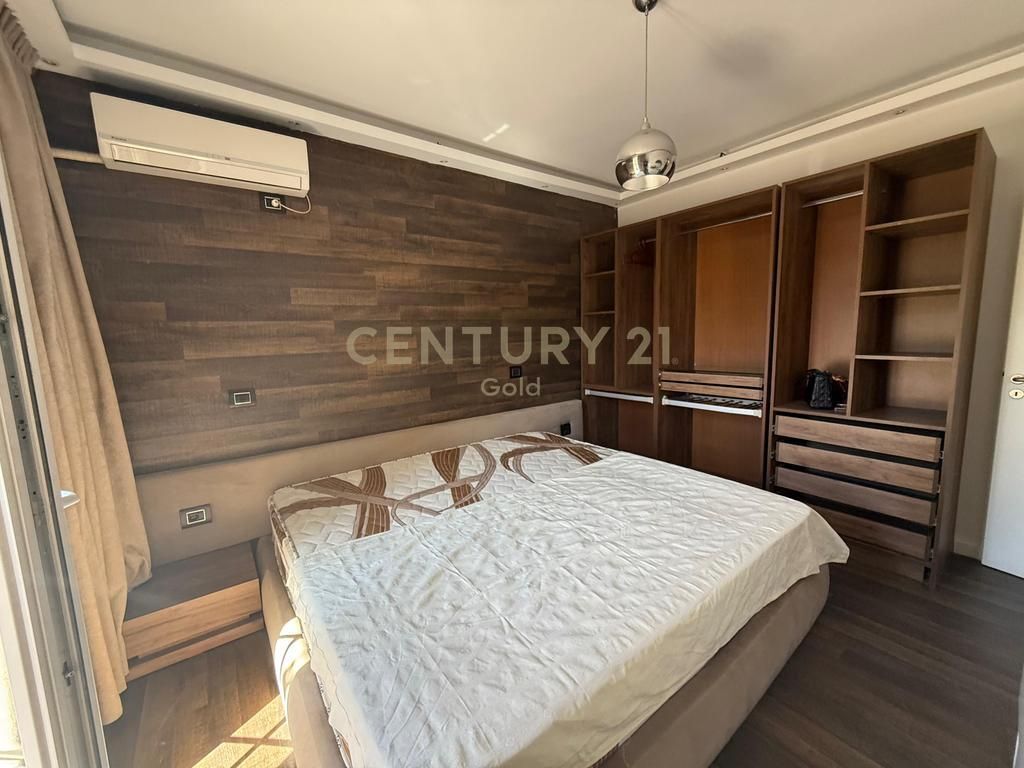 APPARTAMENTO IN AFFITTO 2+1 VICINO AL BOULEVARD ZOGU I PARE! 700 € /Mese 65,000 Lekë /Mese