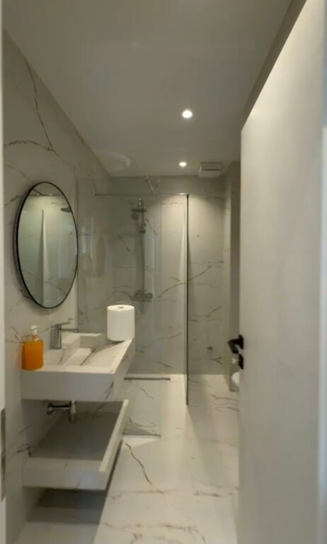 Shitet Apartament 1+1 📍 rr. Elbasanit. 130,000 €