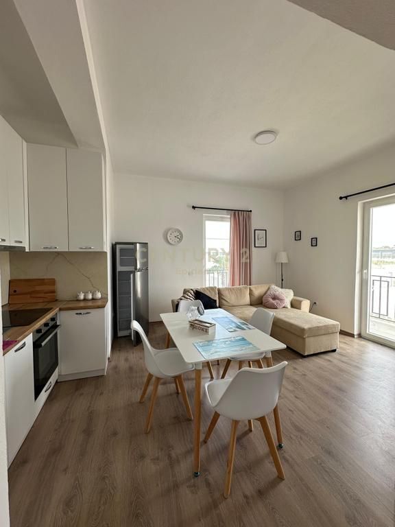 3-story villa for sale in Spitallë, Durrës