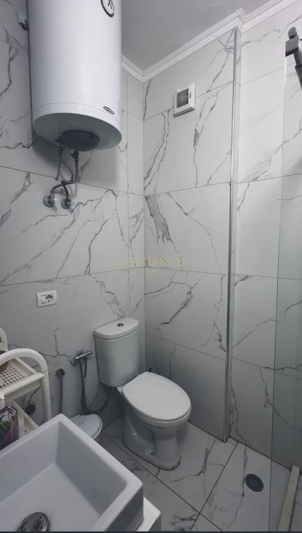 SHITET SUPER APARTAMENT 1+1 NE VIJE TE PARE TEK SHKEMBI I KAVAJES, DURRES !