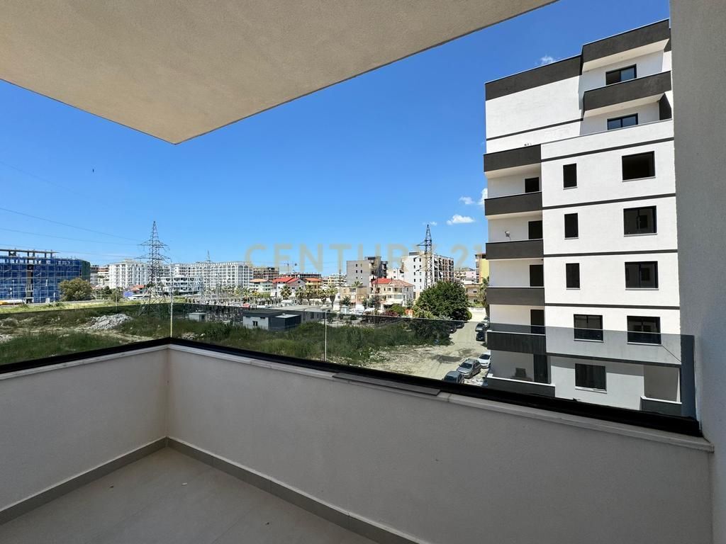 OCCASIONE 1000 EURO/M2-VENDESI APPARTAMENTO 2+1+2 A GOLEM