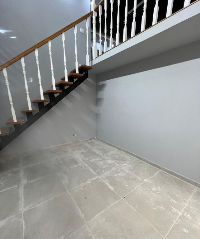 Affitto | Ambjent Biznesi/Dublex | Univers City Tirana | 800 €/mese