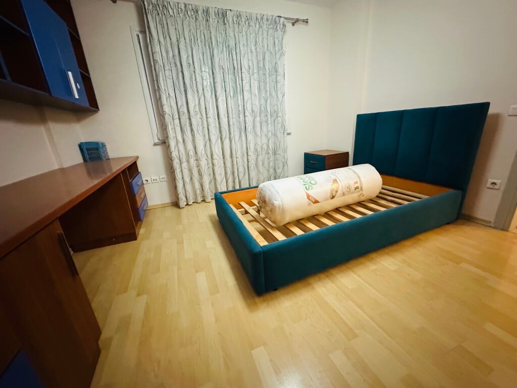 Jepet Me Qera Apartament 2+1+2 Tualete +2 Ballkone