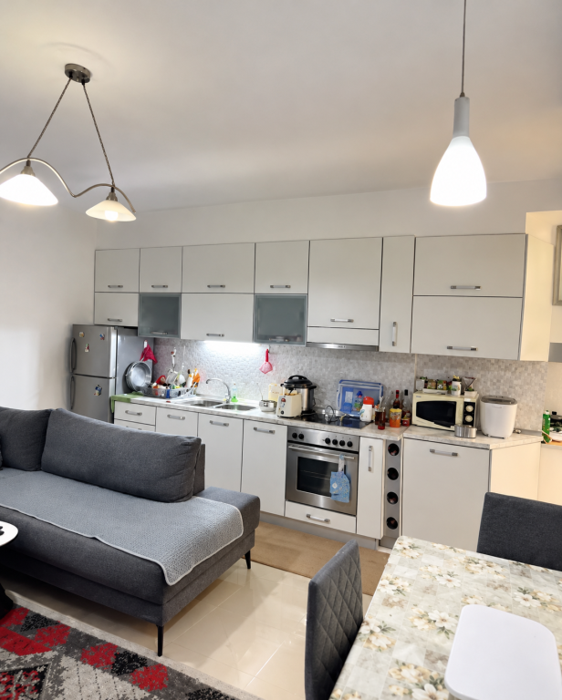 Appartamento 2+1 in vendita presso Kafja e Rremës