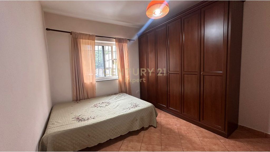 APARTAMENT 2+1 PER QIRA PRANE ISH-HIPOTEKES, TIRANE !!
