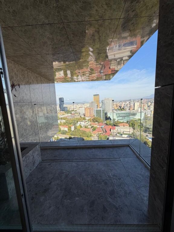 🏙️✨ JEPET ME QIRA APARTAMENT LUKSUZ 2+1+2 – DOWNTOWN ONE, TIRANË✨