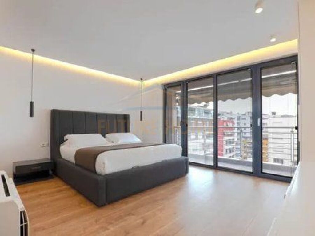 Qera, Penthouse 2+1+2+Post Parkimi, Kompleksi Nobis, Liqeni Artificial.