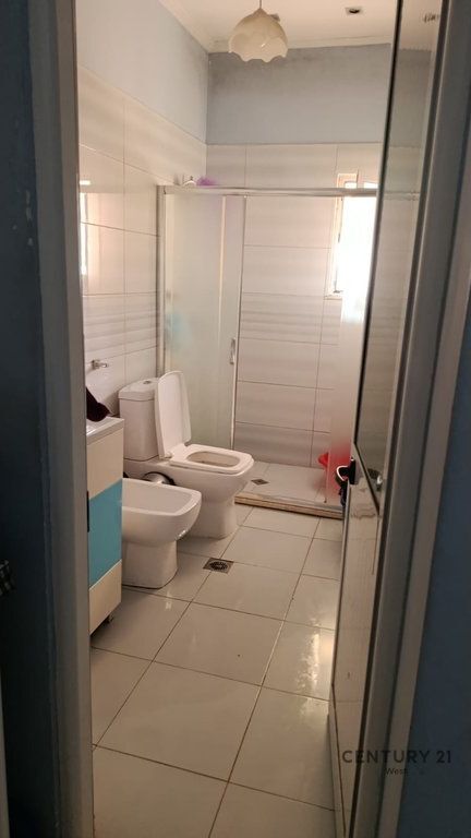 Appartamento in Affitto 2+1, Via "Todi Shkurti", Mercato Elettrico