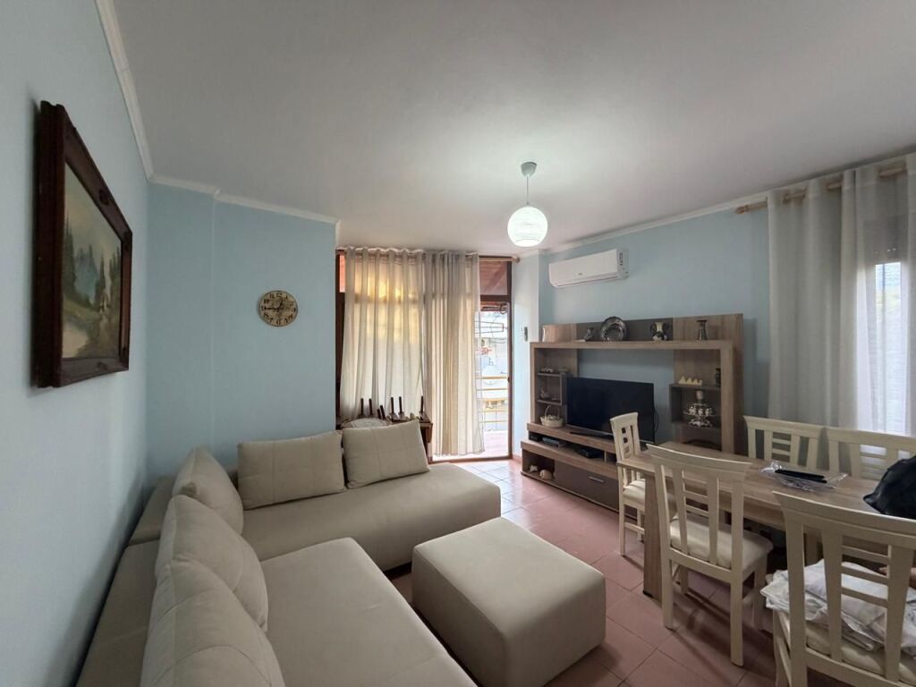 Appartamento 1+1 in vendita, Shkembi kavajes.