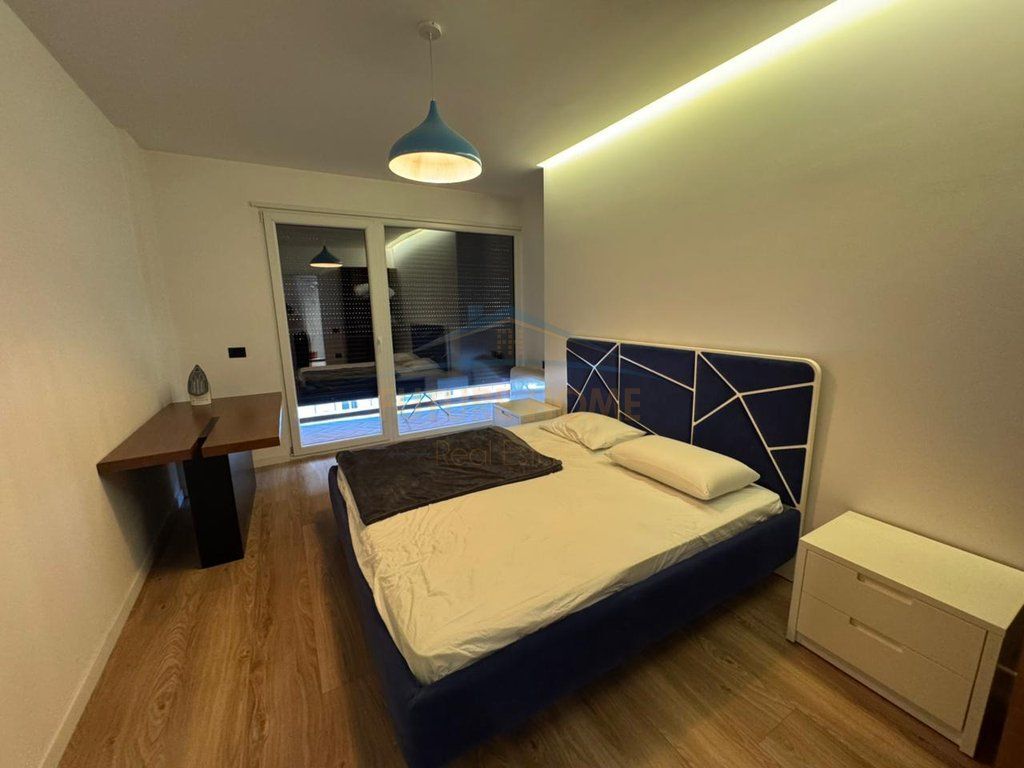 2+1+2 APARTMENT FOR RENT + PARKING SPACE – PANORAMA 2 COMPLEX, TIRANA