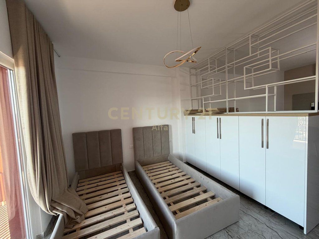 Apartament 1+1 per qira te Kompleksi Aura