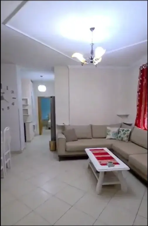 Affitto | Apartament 2 + 1 | Zogu i Zi | 600 €/mese