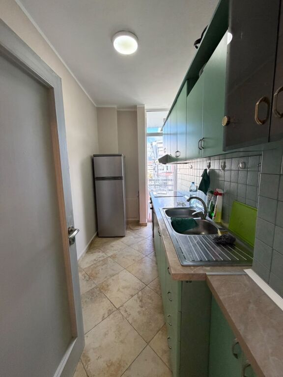 2+1 apartment for rent Tregu Elektrik !
