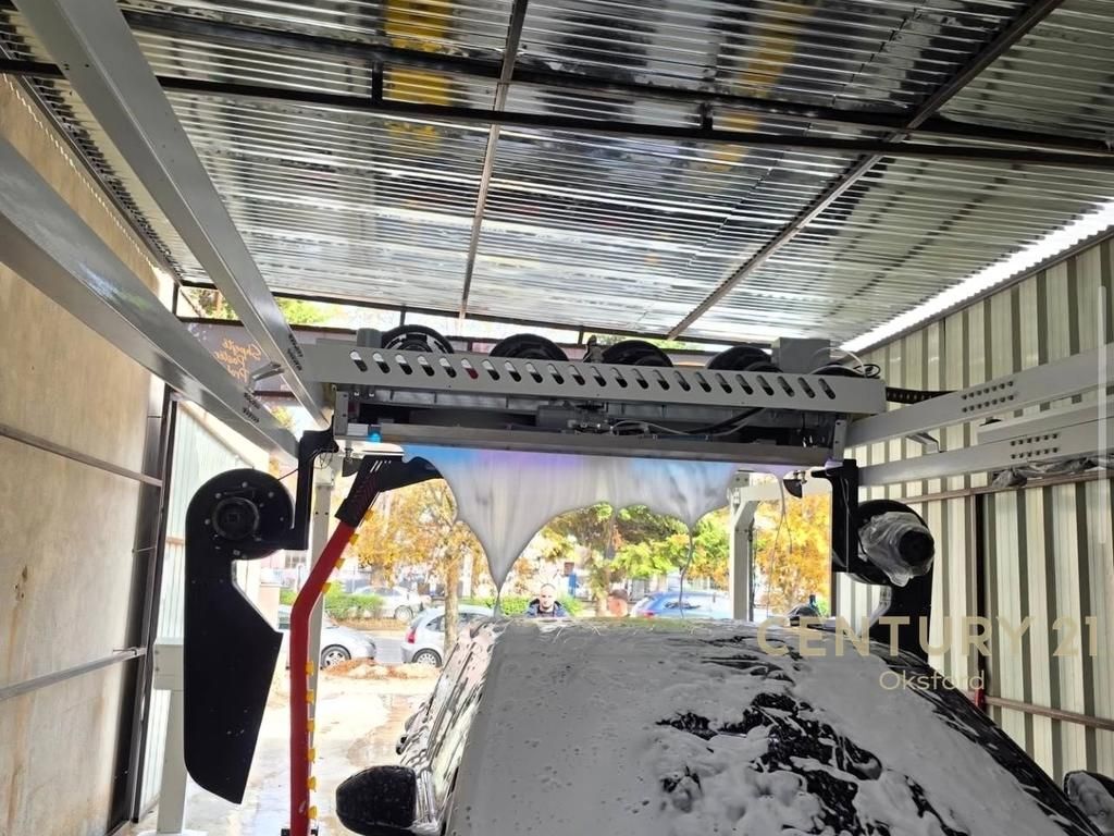 Biznesi i Parë i Lavazhit Automatik në Shitje në Korçë, Shqipëri