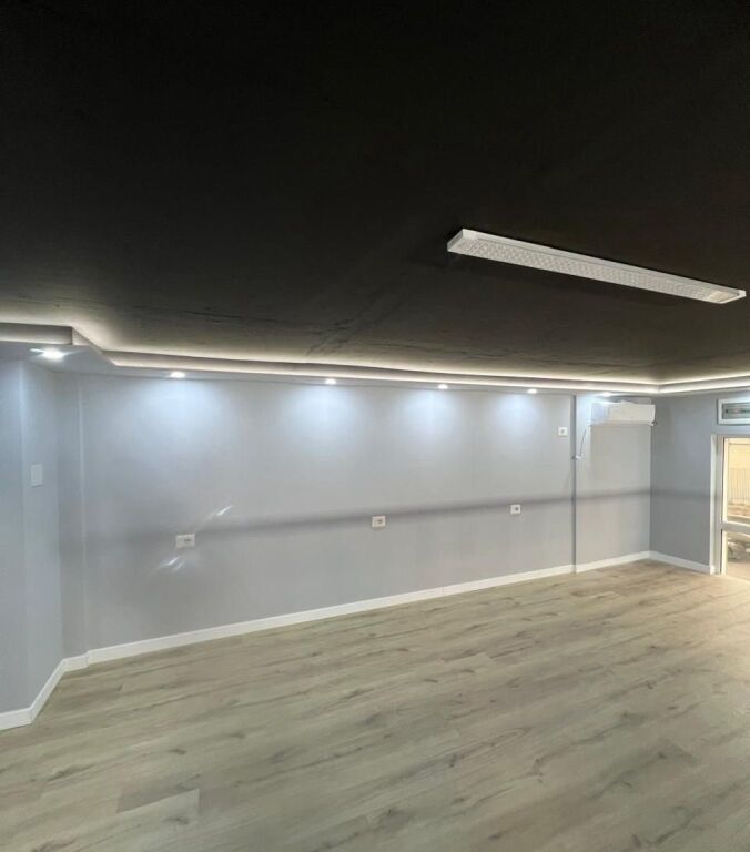 Affitto | Ambjent Biznesi/Dublex | Univers City Tirana | 800 €/mese
