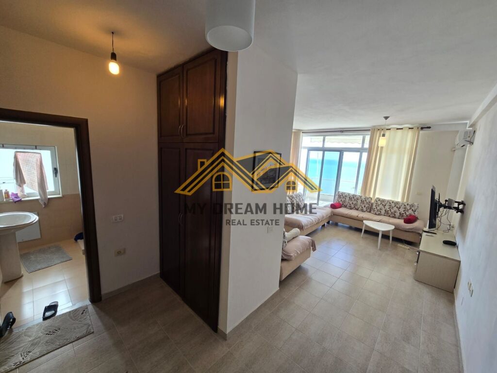 Apartament 1+1 me verande Pamje Deti Për Shitje në Currila,