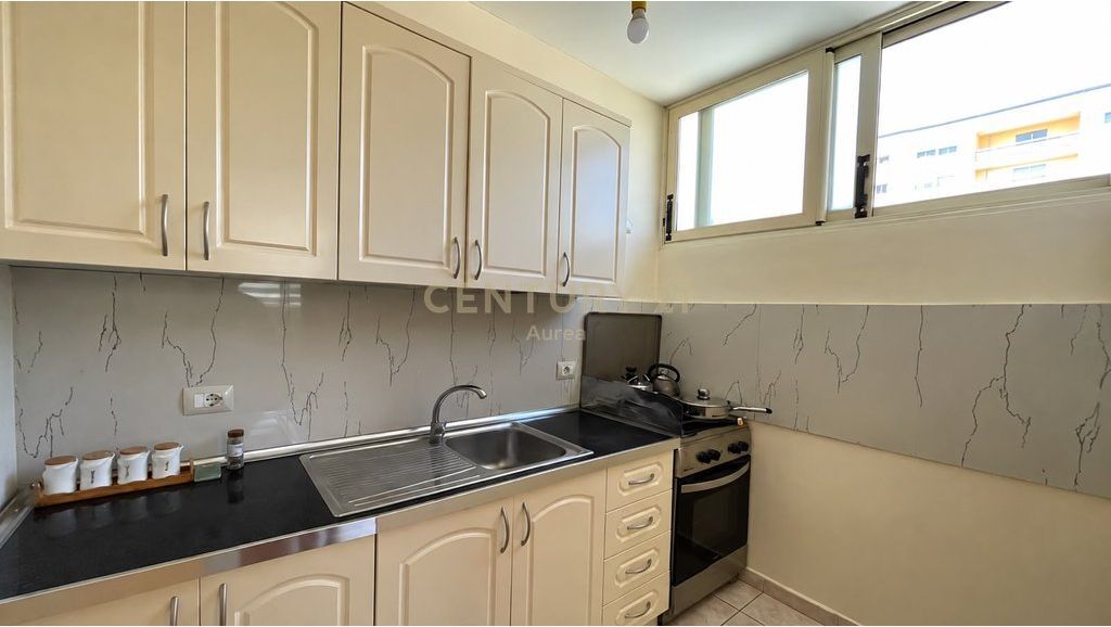 Apartament 2+1 me qira pranë Gjykatës, Vlorë