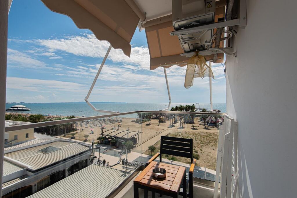 Appartamento in affitto 1+1 Prima linea sul mare 🌊 📍Olivia, Spiaggia,Durres