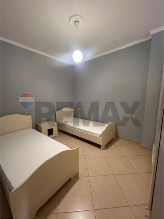 🏡 APARTAMENT 2+1 ME QIRA – PRANË JUMBO, VLORË!