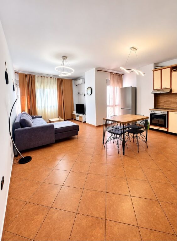 Apartament 2+1 me ballkon me qera ne Don Bosko - Ne Pallat te Ri