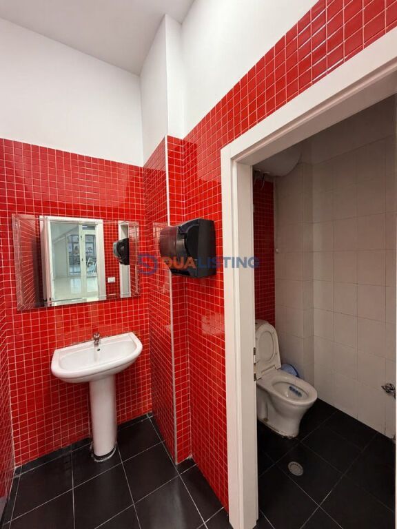 FOR RENT | NEWLY RESTORED COMMERCIAL SPACE!