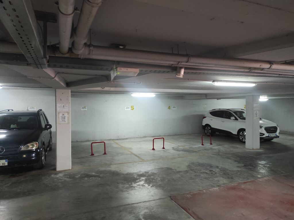 Private notice. Parking spot for rent, 21 December