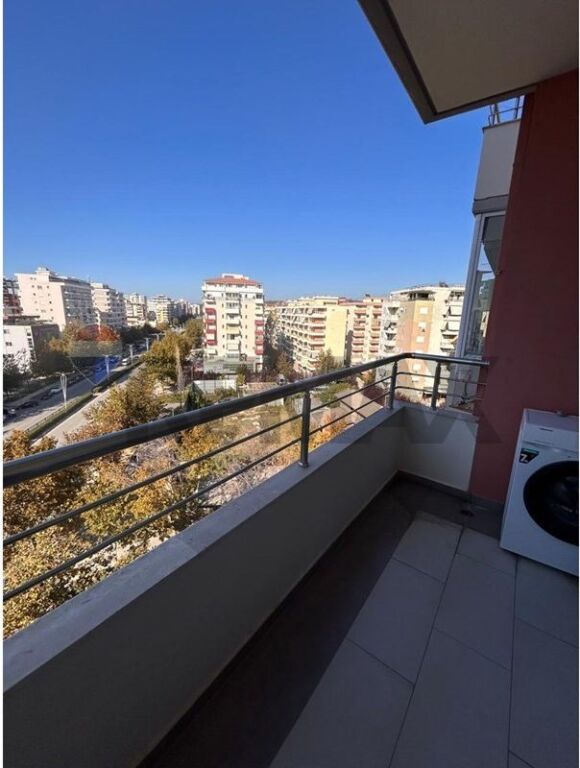 🏡 APARTAMENT 2+1 ME QIRA – PRANË JUMBO, VLORË!