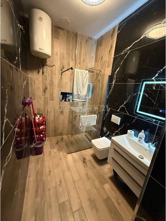 Appartamento 3+1 In Vendita a Plazh,Hekurudha, Durrës