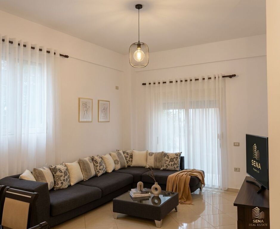 In affitto, Ingresso privato 1+1+Balcone, Via Elbasan, 38.000 Lek/mese