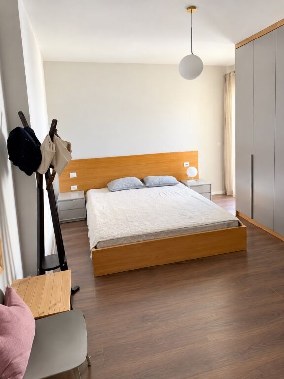 Jepet me qira apartament 2+1