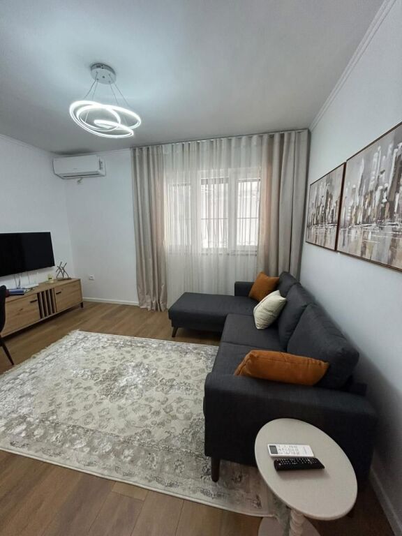 Apartament me qera 1+1 📍Rruga Ferit Xhajko, prane ish restorant Durresi