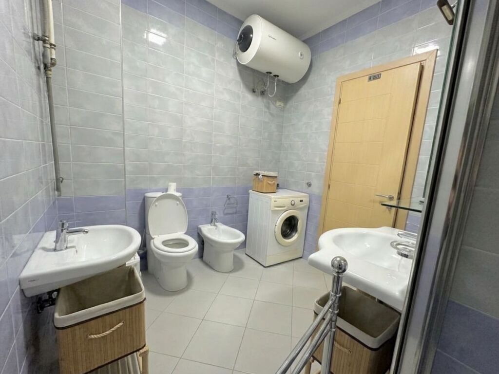 In affitto, appartamento 2+1+2, Garda, Tirana