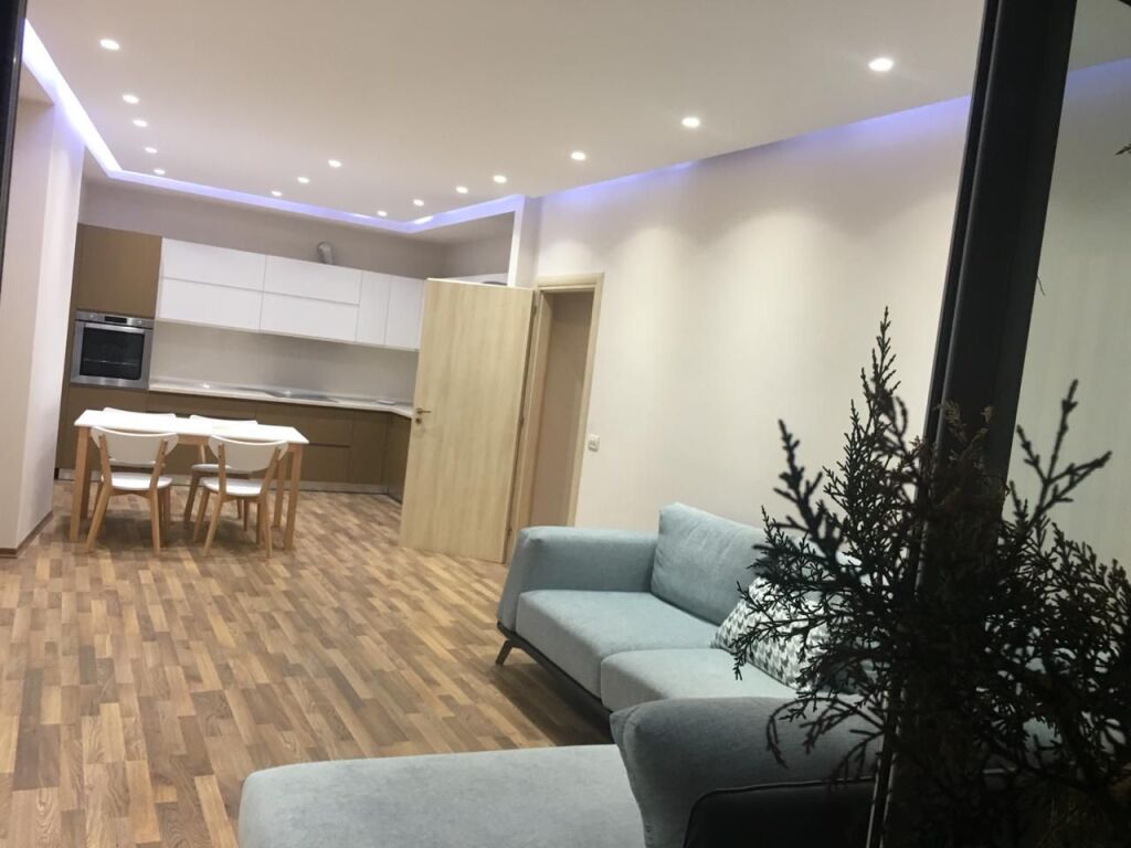Affitto | Apartament 2 + 1 | Astir | 600 €/mese