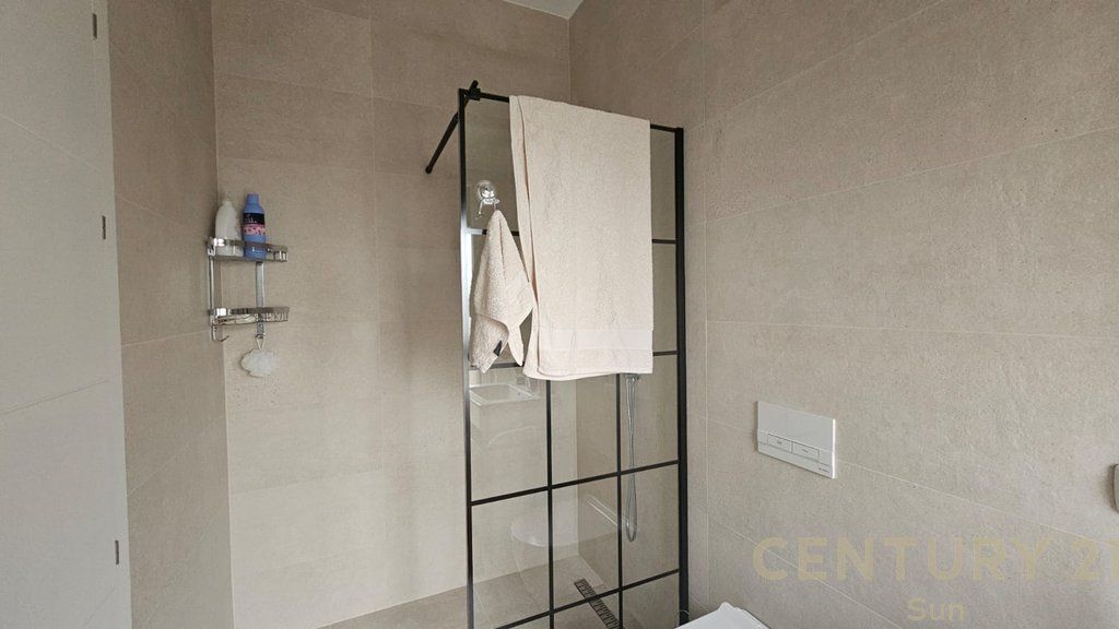 2+1 APARTMENT FOR RENT IN FUSHA E AVIACIONIT