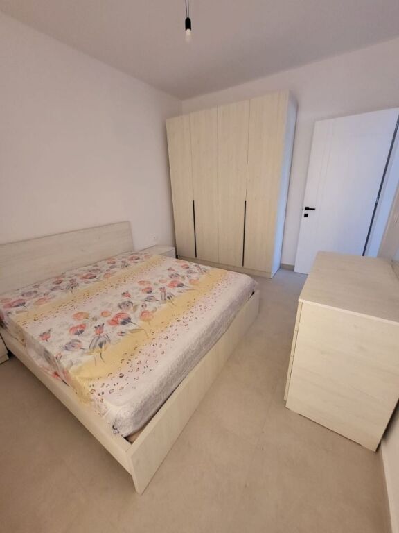 APARTAMENT 1+1 35,000 LEKE QYTET STUDENTI