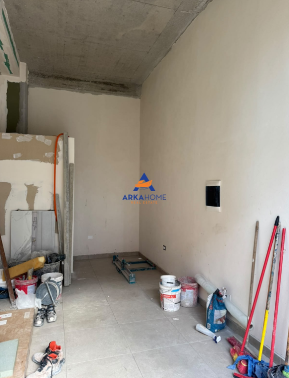NEGOZIO IN AFFITTO 24 M2 "JORDAN MISJA" 500 EURO