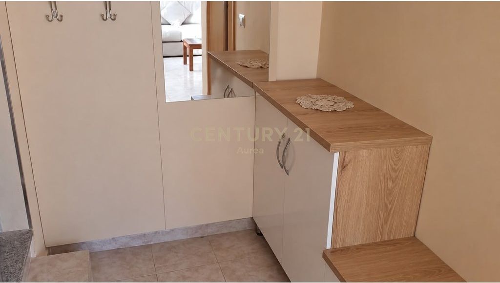 Apartament 2+1 me qira pranë Gjykatës, Vlorë