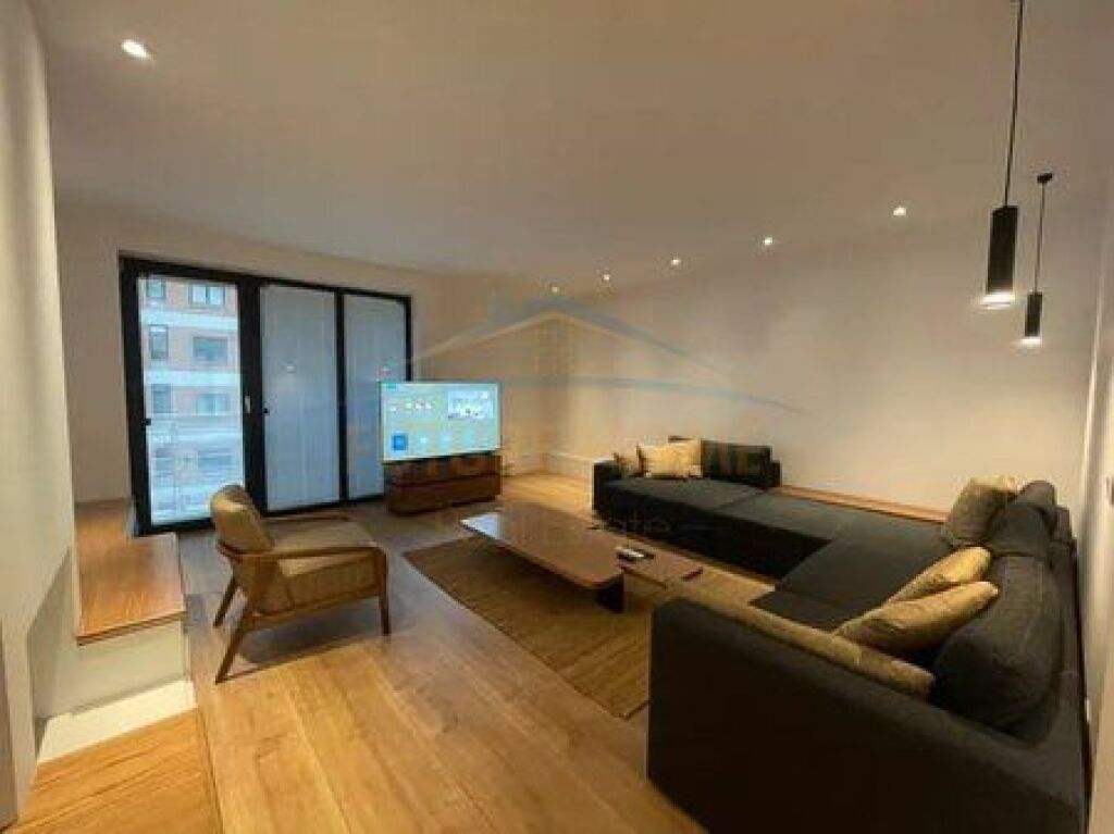 Qera, Penthouse 2+1+2+Post Parkimi, Kompleksi Nobis, Liqeni Artificial.