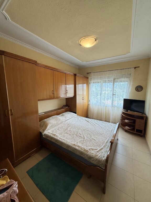 Tek Shallvaret Perballe Taiwanit Shitet Apartament 2+1 Me Lokacion Perfekt!