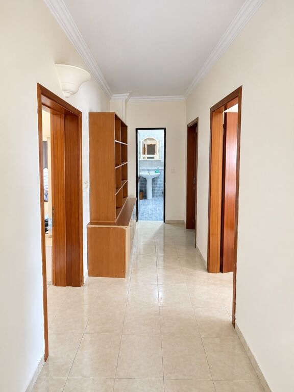 Appartamento 2+1 in affitto al Mercato Elettrico, Tirana ID 5821