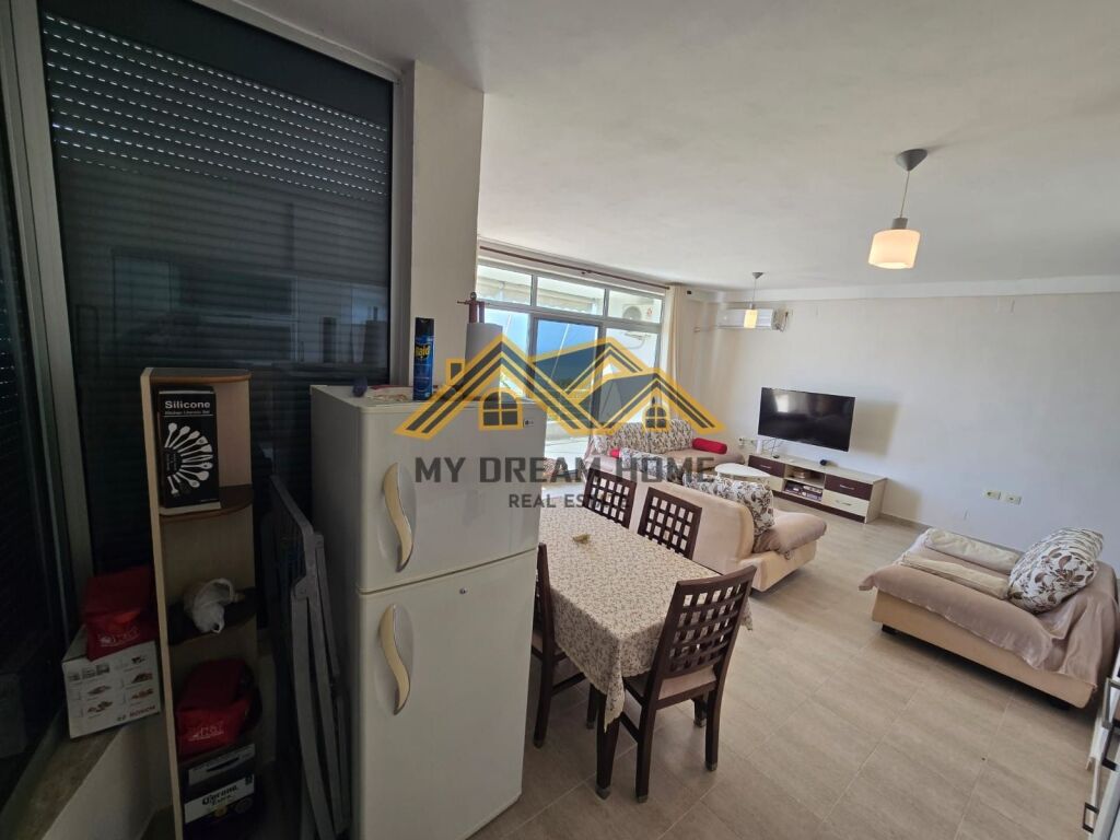 Apartament 1+1 me verande Pamje Deti Për Shitje në Currila,