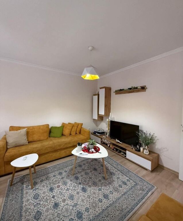 Apartament 1+1 per shitje Bulevardi Bajram Curri !